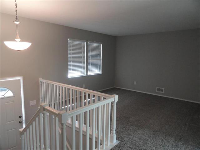 7504 E 119TH Street, Grandview, MO 64030