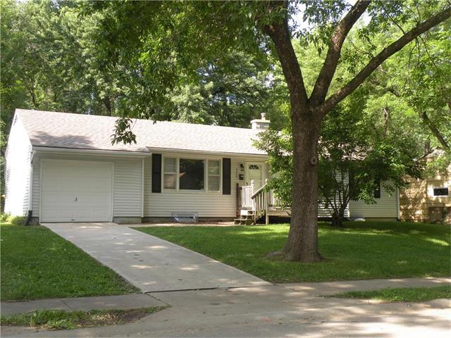 6204 E 136th Street, Grandview, MO 64030