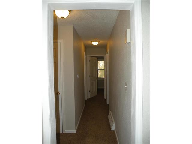 6204 E 136th Street, Grandview, MO 64030