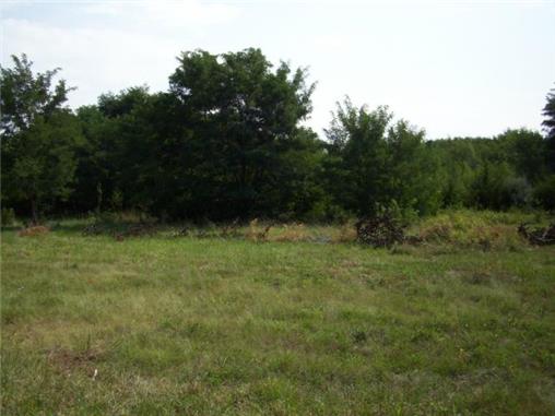3rd St Dr Greaves Road, Grandview, MO 64030