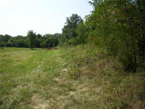 3rd St Dr Greaves Road, Grandview, MO 64030