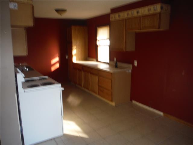 1403 S Pine StHolden, MO, 64040Johnson County