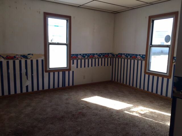 170 E 6th StHolt, MO, 64048Clay County