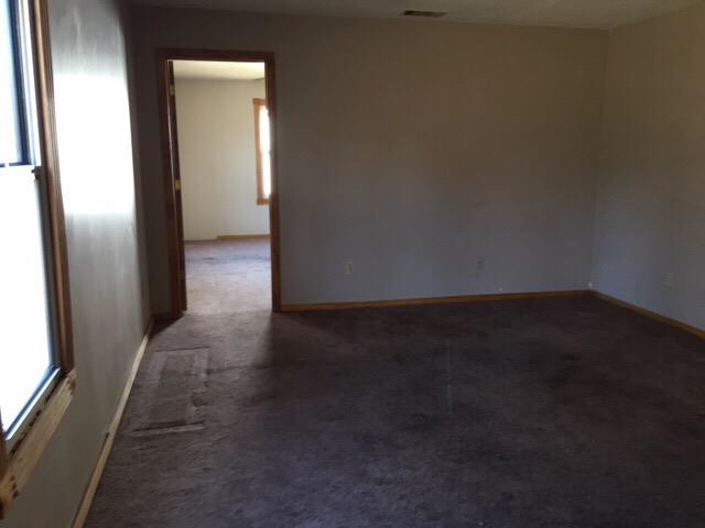 170 E 6th StHolt, MO, 64048Clay County