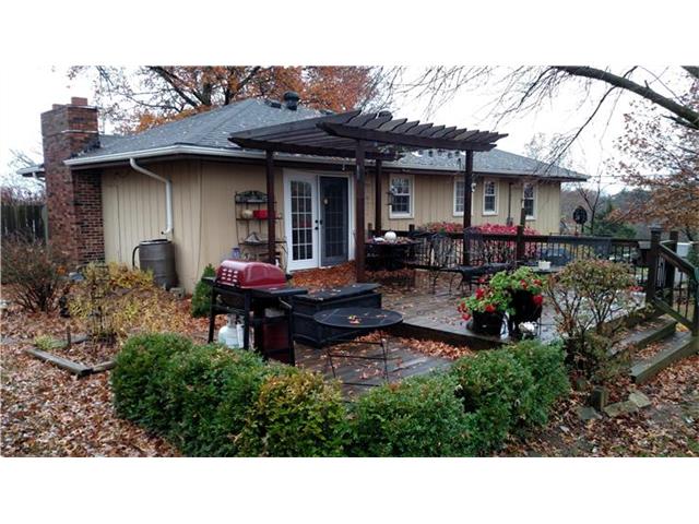 6630 SE Horseshoe Drive, Holt, MO 64048
