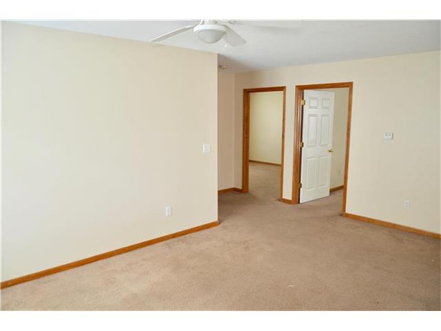 826 S Mills Street, Independence, MO 64050