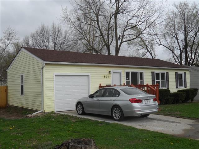 802 W 38TH Street, Independence, MO 64050