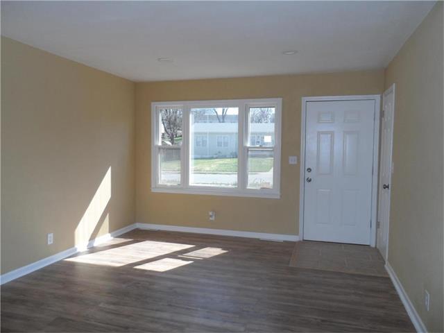 802 W 38TH Street, Independence, MO 64050