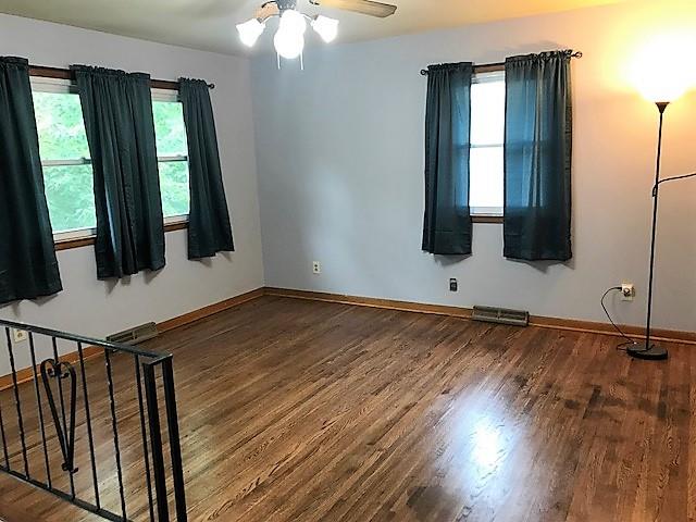 1229 Dickinson Road, Independence, MO 64050