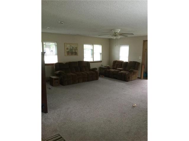 1006 E SOUTH Avenue, Independence, MO 64050