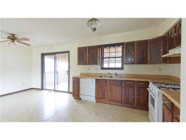 11407 E 24th Street South, Independence, MO 64052