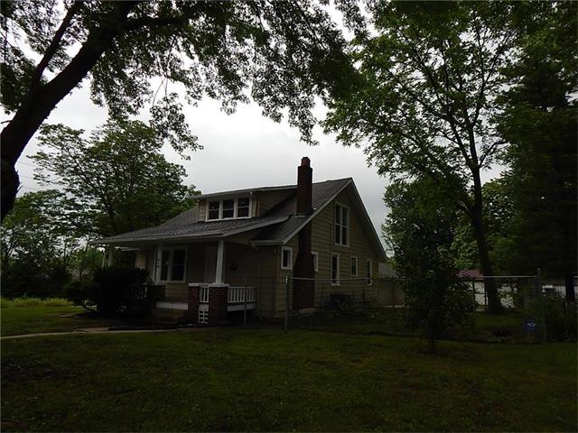 818 S Forest Avenue, Independence, MO 64052