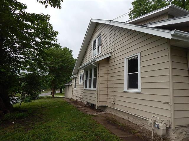 818 S Forest Avenue, Independence, MO 64052
