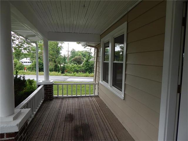 818 S Forest Avenue, Independence, MO 64052