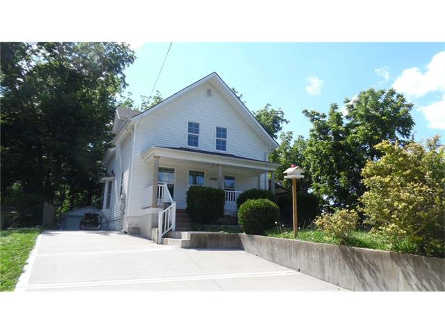 1704 S Scott Avenue, Independence, MO 64052