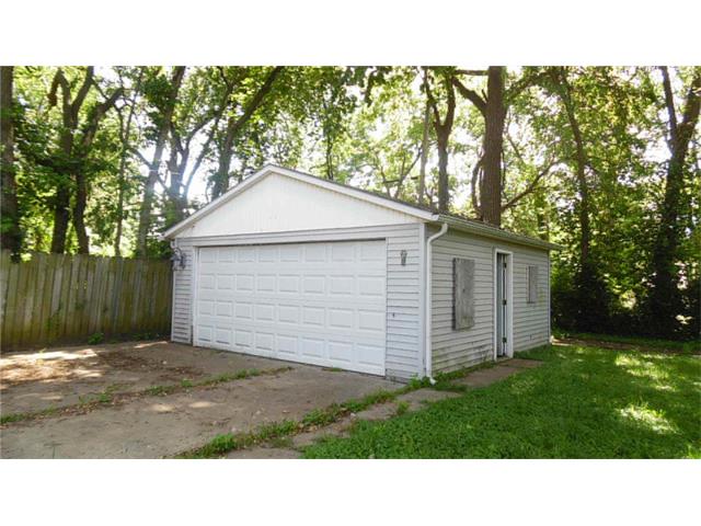 1704 S Scott Avenue, Independence, MO 64052