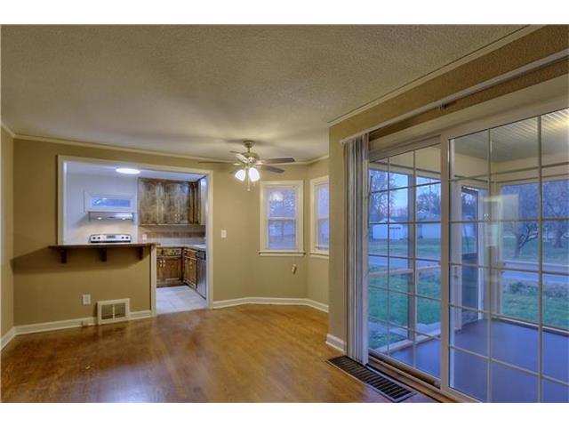 2000 S RALSTON Avenue, Independence, MO 64052