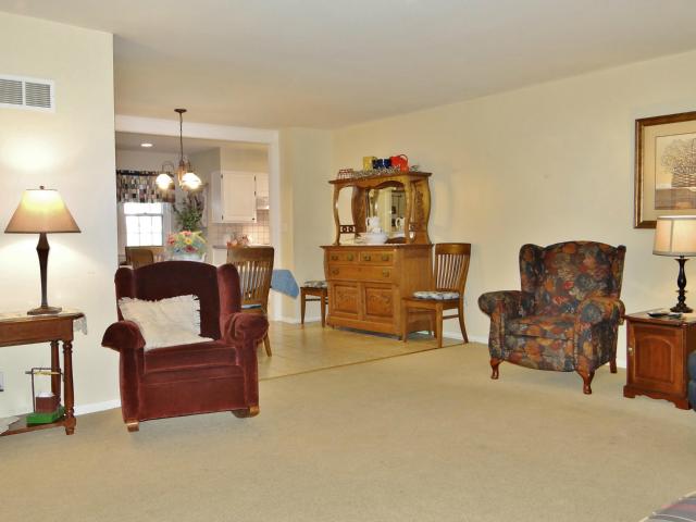 12017 Mar Bec Trail, Independence, MO 64052