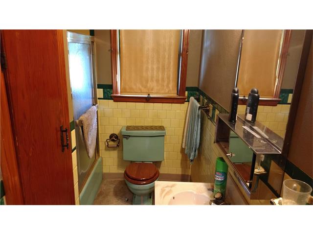 521 S Hedges Street, Sugar Creek, MO 64054