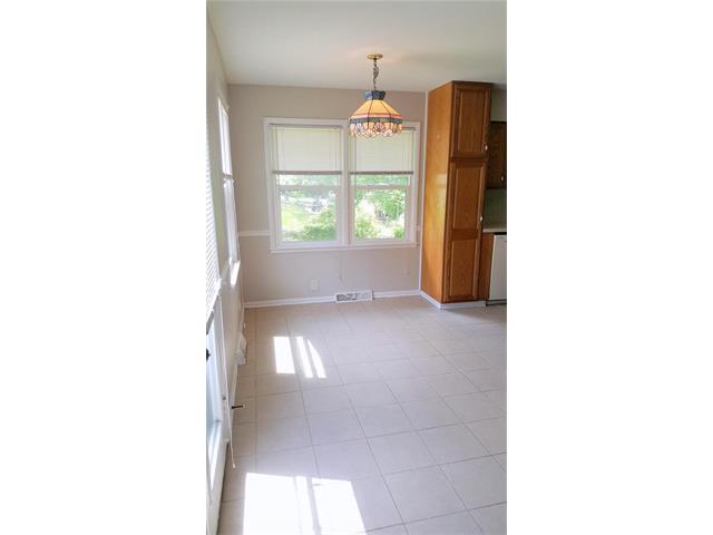 716 S Crisp Avenue, Independence, MO 64054