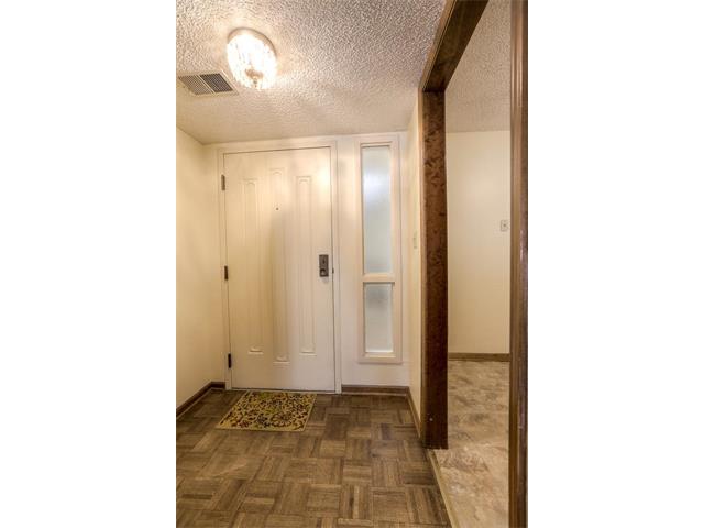 303 E PARTRIDGE Street, Independence, MO 64055