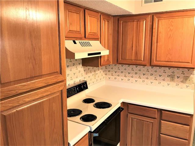 4007 S Crysler Avenue, Independence, MO 64055