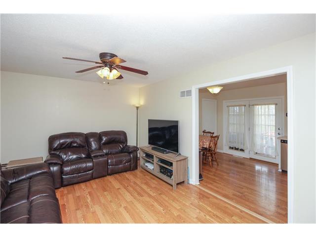 15022 E 33RD Street, Independence, MO 64055