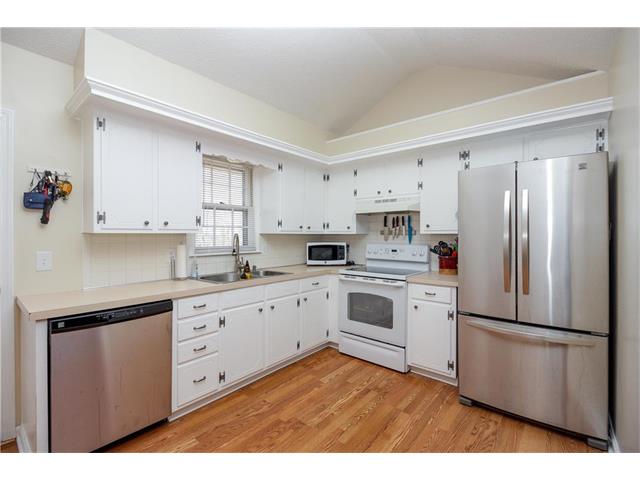 15022 E 33RD Street, Independence, MO 64055