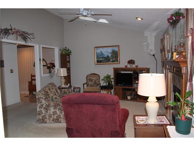 4003 S Crysler Avenue, Independence, MO 64055