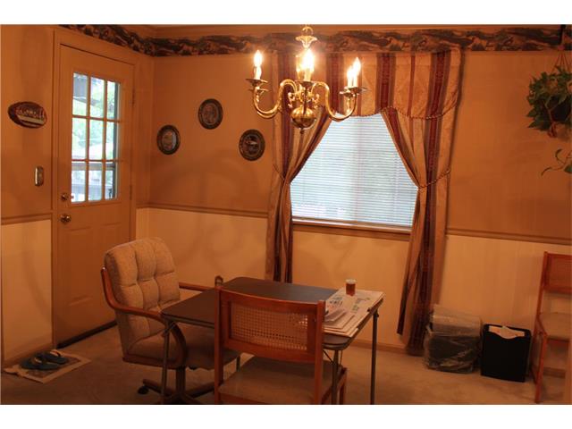 4003 S Crysler Avenue, Independence, MO 64055