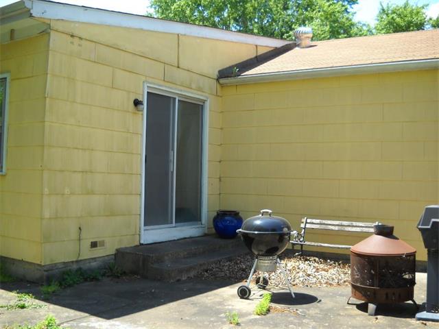 3101 PORTER Road, Independence, MO 64055
