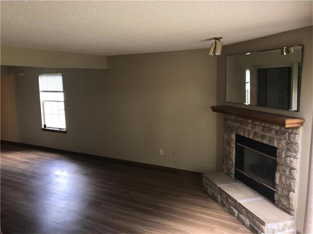 2609 S Peck Court, Independence, MO 64055