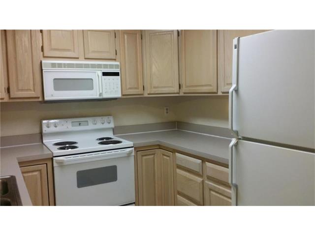 2007 High Street, Independence, MO 64055