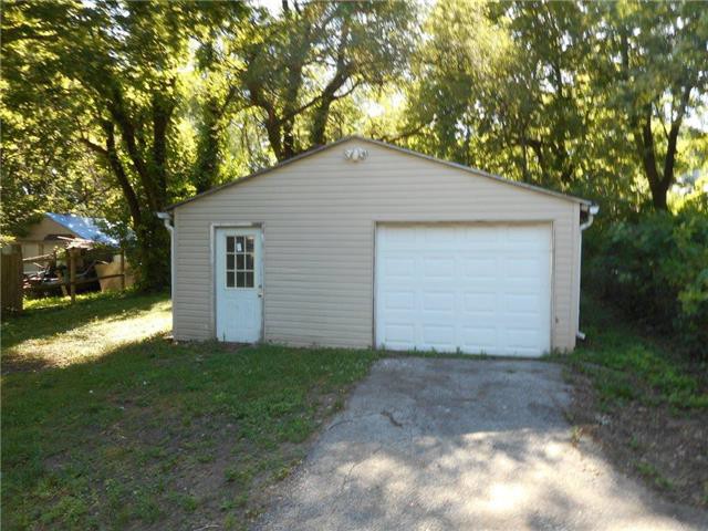 1227 S Delaware AveIndependence, MO, 64055Jackson County