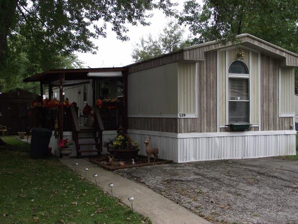 Highland Manor 17311 E US Hwy 40, L39Independence, MO 64055