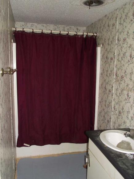 Highland Manor 17311 E 40 Hwy H-8Independence, MO 64055