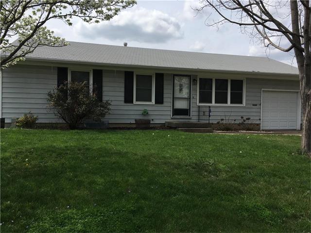1302 N Farview Drive, Independence, MO 64056