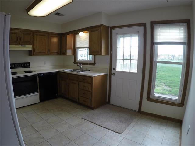 1419 SE 8TH Street, Lee's Summit, MO 64063