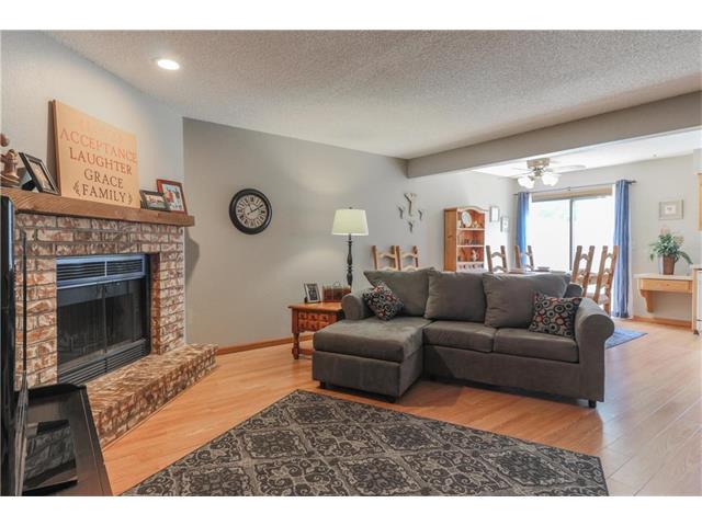 121 NE Greystone Drive, Lee's Summit, MO 64063