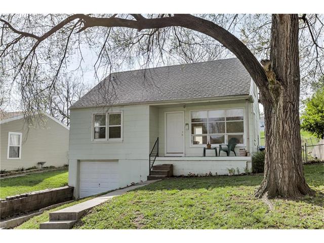 641 Dixie St, Liberty, MO 64068