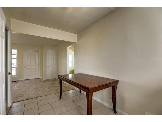 641 Dixie St, Liberty, MO 64068