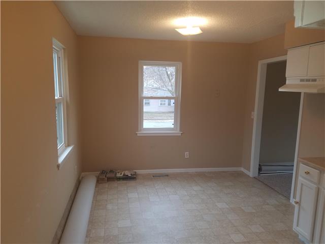 228 Main Street, Liberty, MO 64068
