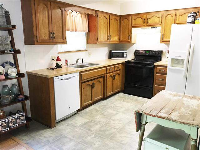 31 A Cherry Street, Liberty, MO 64068