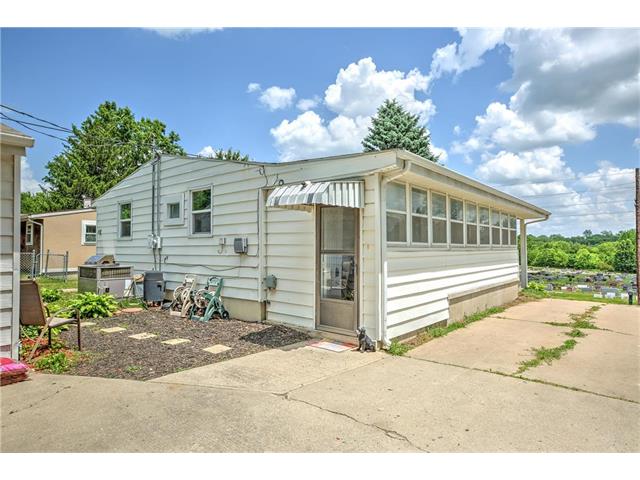 332 S Terrace Avenue, Liberty, MO 64068