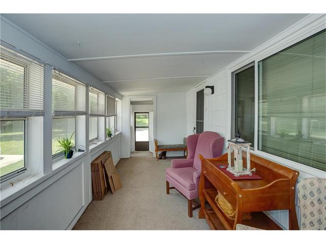332 S Terrace Avenue, Liberty, MO 64068