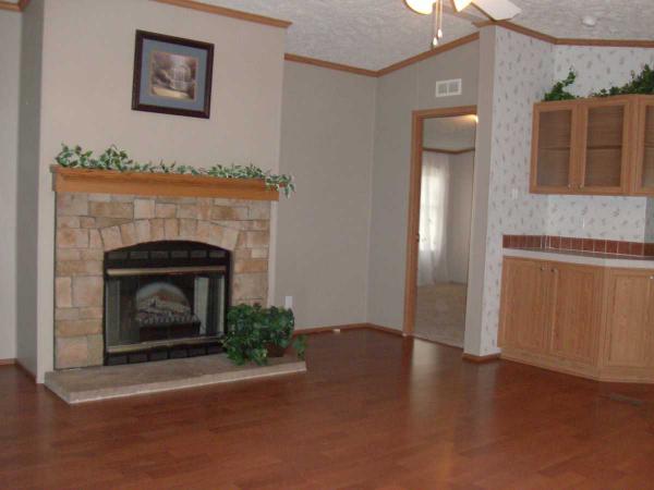 Liberty Landing Manufactured Home Community 2269 Current StLiberty, MO 64068