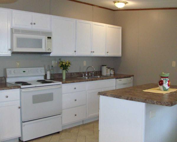 Liberty Landing Manufactured Home Community 2123 JettyLiberty, MO 64068