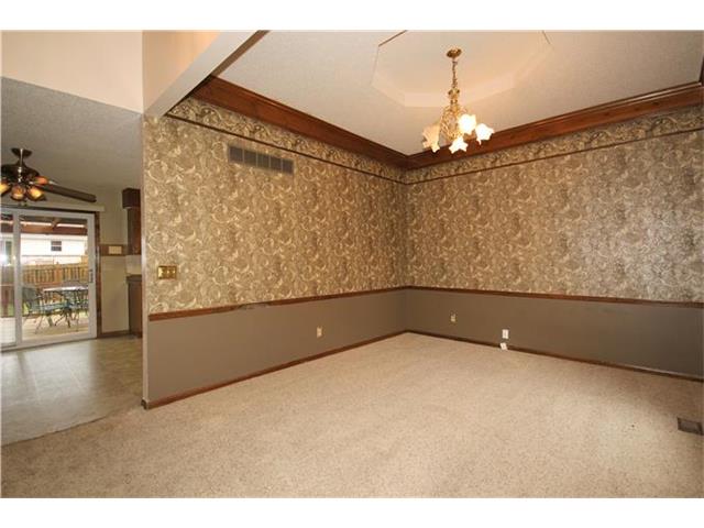 7304 CHADDY Circle, Pleasant Valley, MO 64068