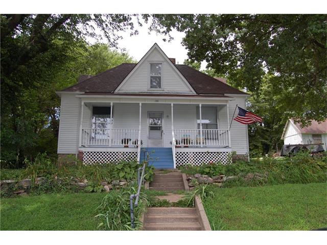 133 Walnut Street, Napoleon, MO 64074