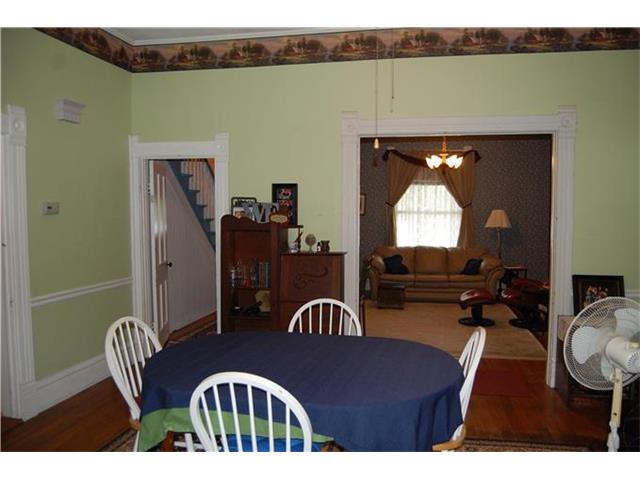 133 Walnut Street, Napoleon, MO 64074